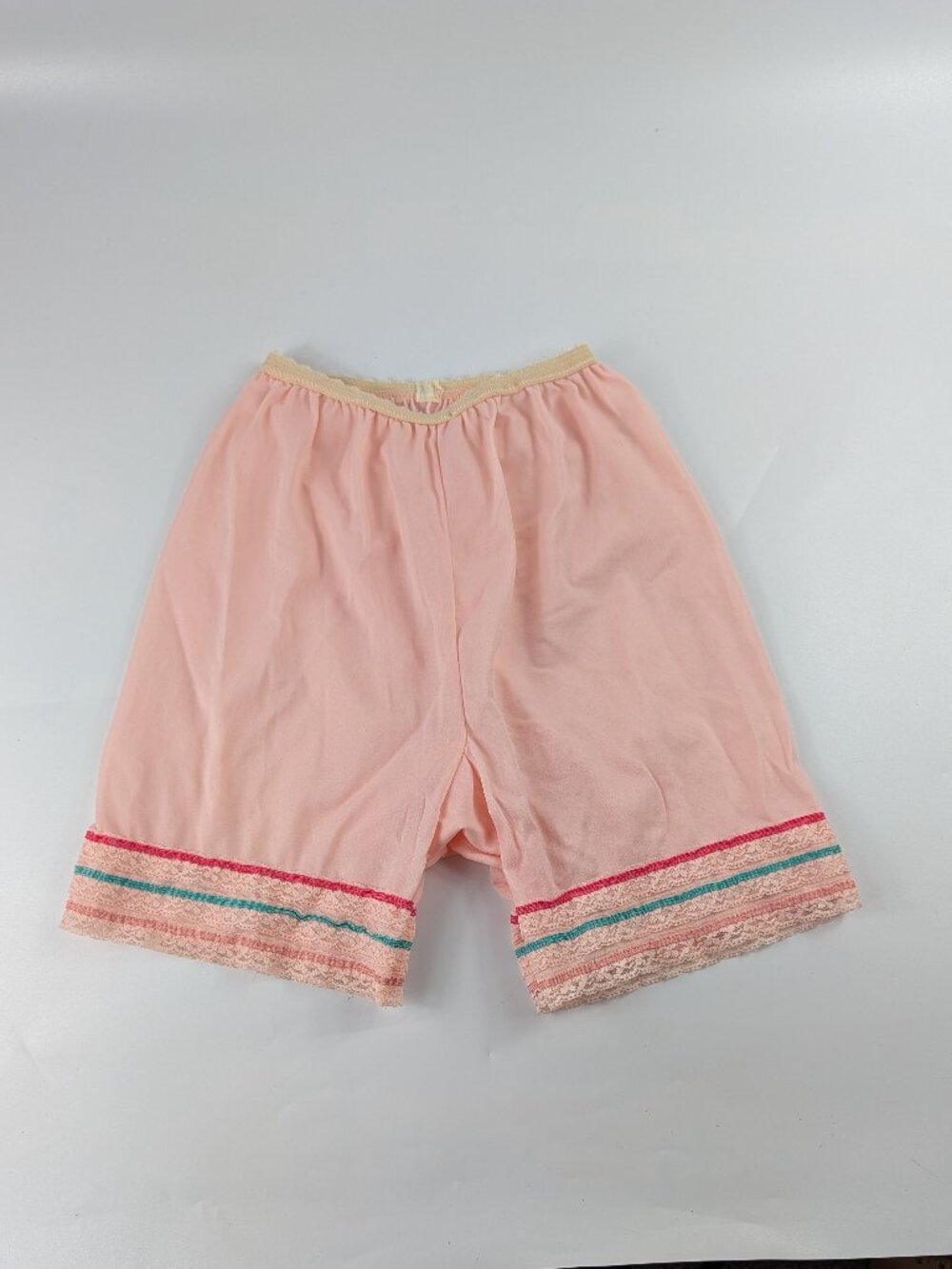 Vintage Her Majesty Pink Lace Trim Bloomer Pettipants Slip Shorts Size 10